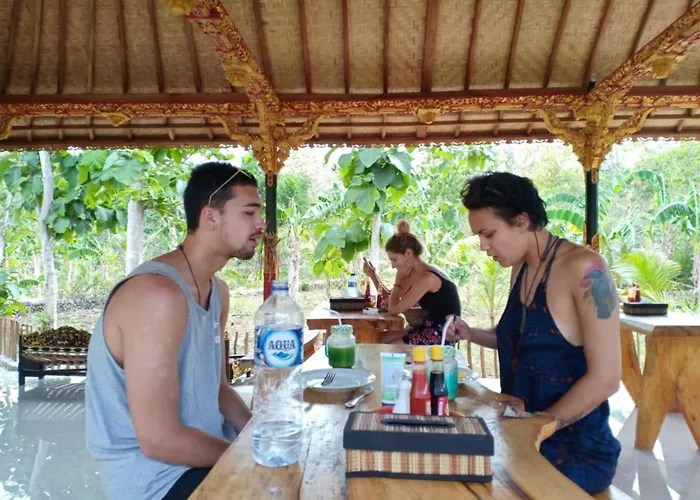 Kubu Asri Guest house