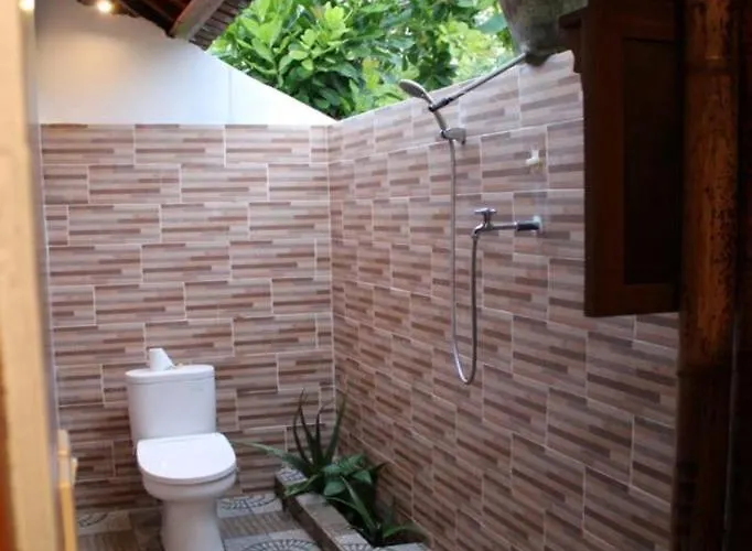 Guest house Kubu Asri 3*