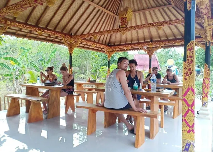 Kubu Asri Batumadeg