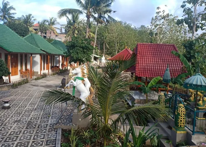 Kubu Asri Guest house Batumadeg